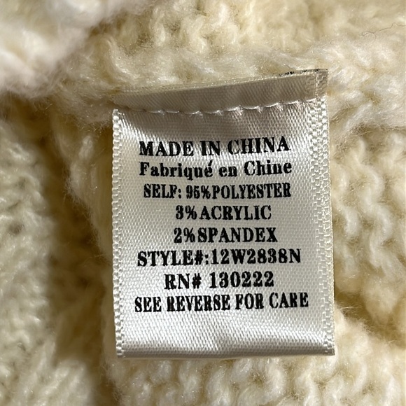 NWT New In Women's Sweater Size L Cream Chunky Textured Puff Sleeves Winter Ski - Picture 9 of 15